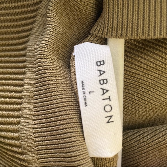 Aritiza Babalon green sculpt high neck tank - L - Picture 3 of 3